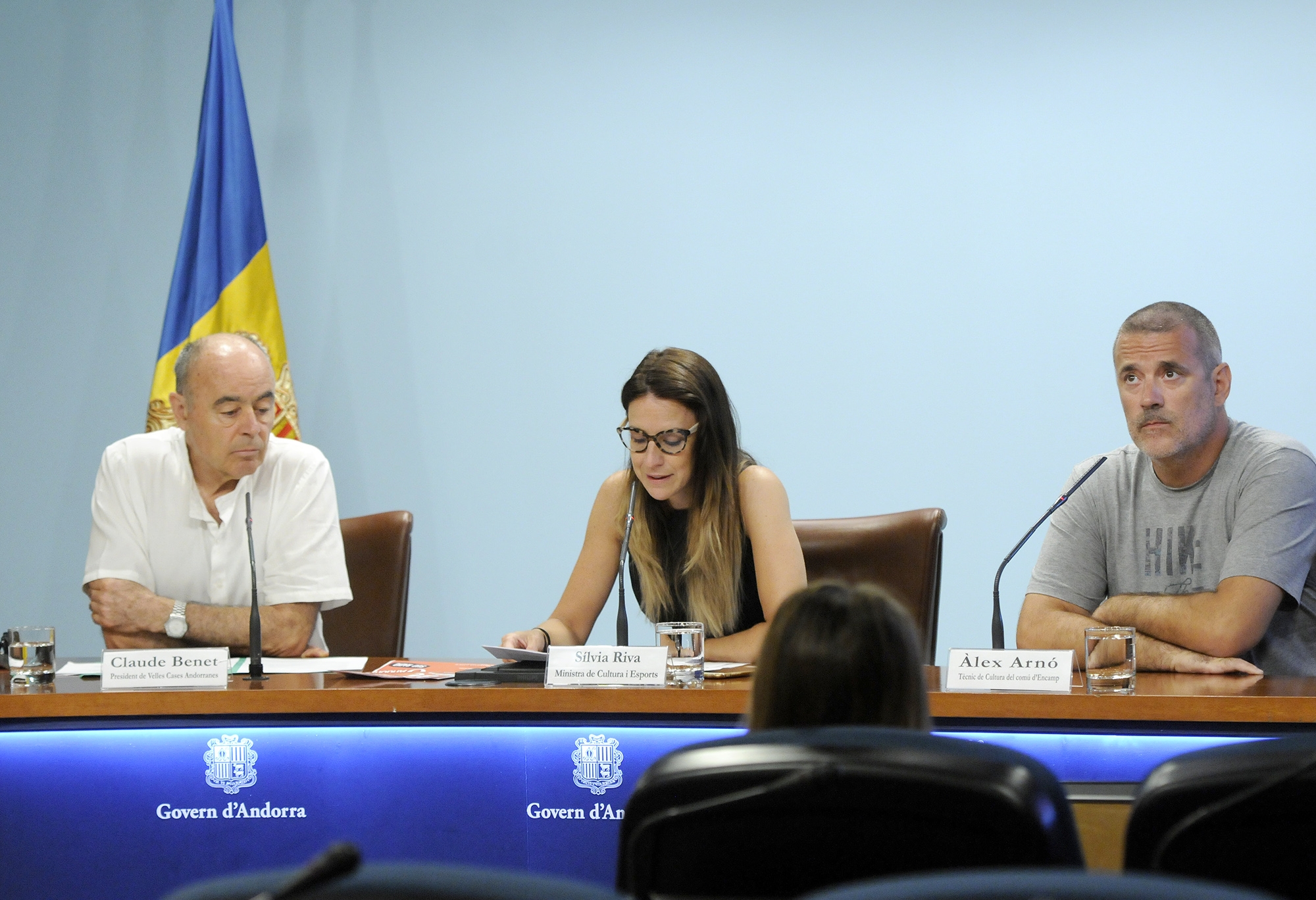 El Govern celebra els 80 anys de la radiodifusió al país amb una taula rodona i una exposició