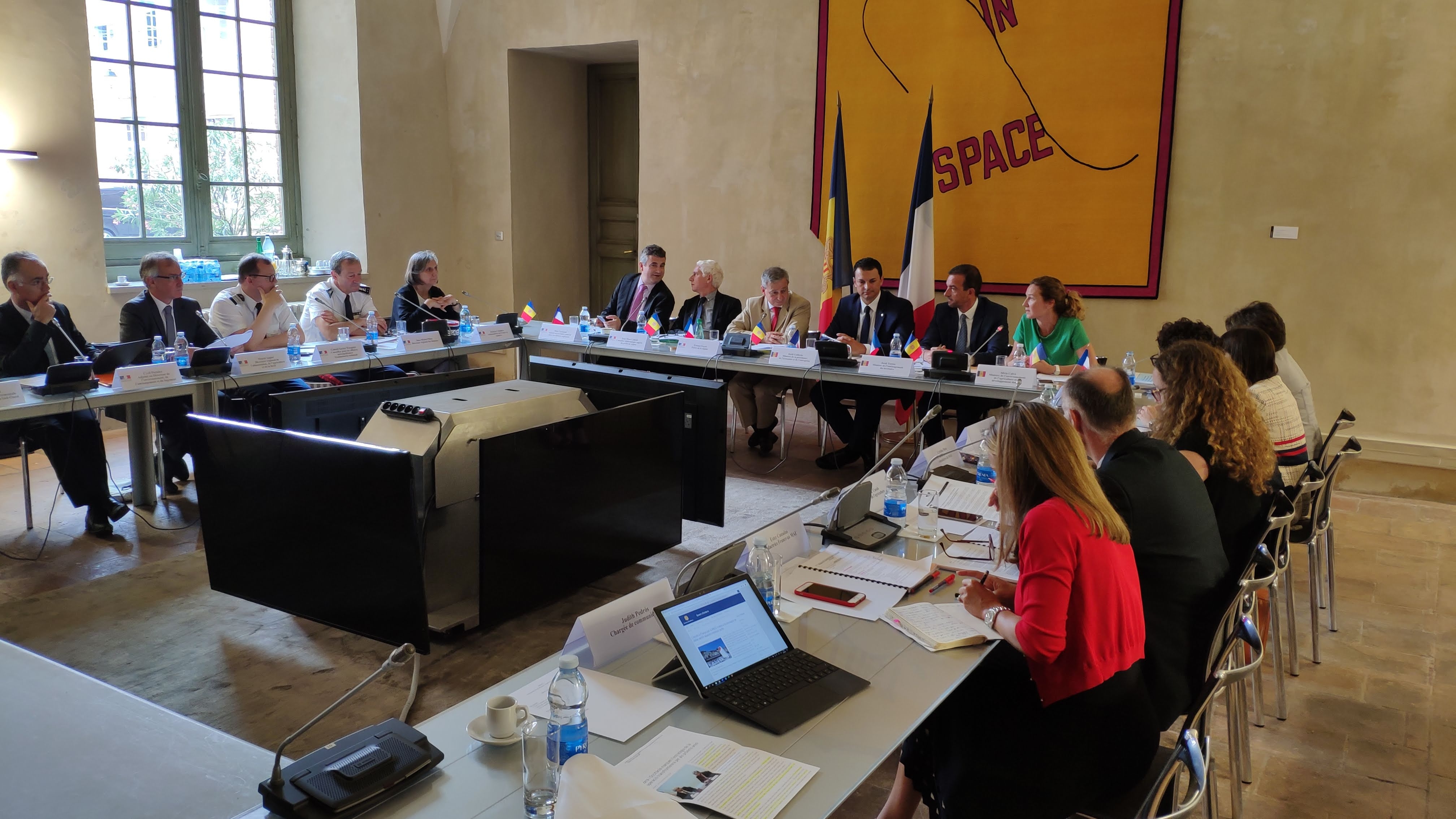 Els ministres Gallardo, Torres i Calvó es reuneixen a Tolosa amb el prefecte d’Occitània, Étienne Guyot