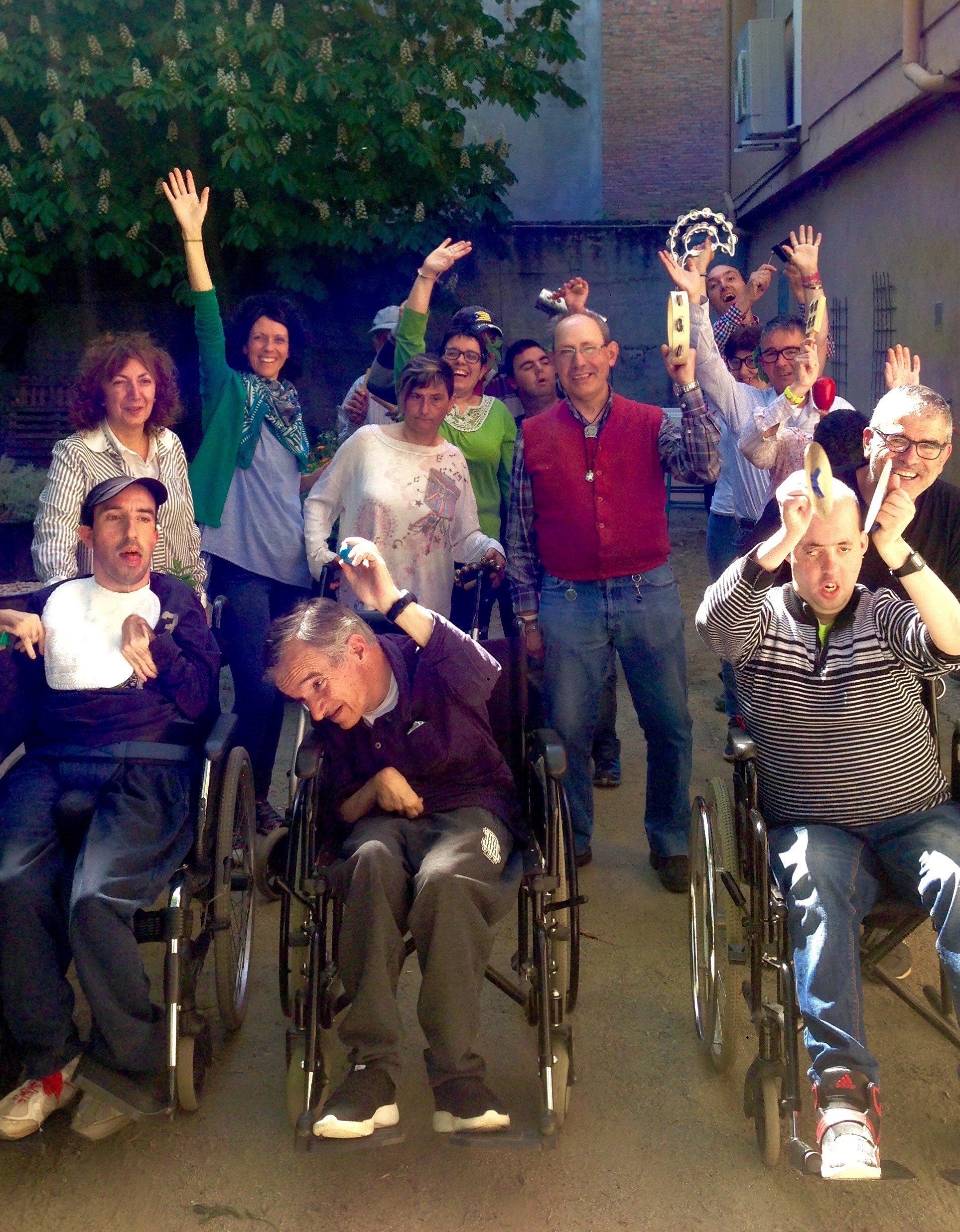 Cercavila i concert final del projecte «Música al Claror»