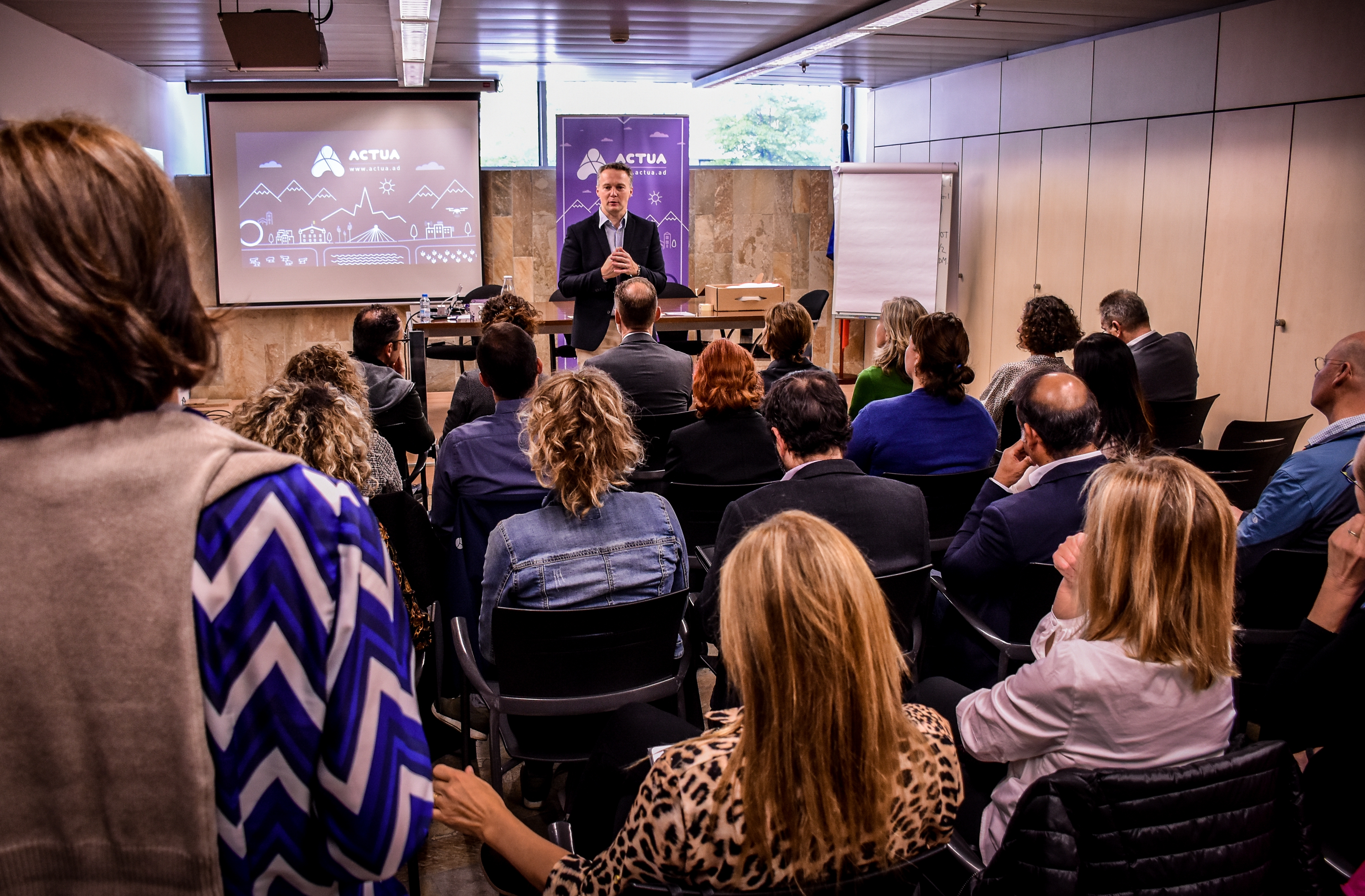 El clúster d’Educació d’Actua treballa nous reptes empresarials per al país