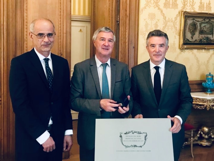 Antoni Martí i Vicenç Mateu s’acomiaden del representant del copríncep francès, Patrick Strzoda