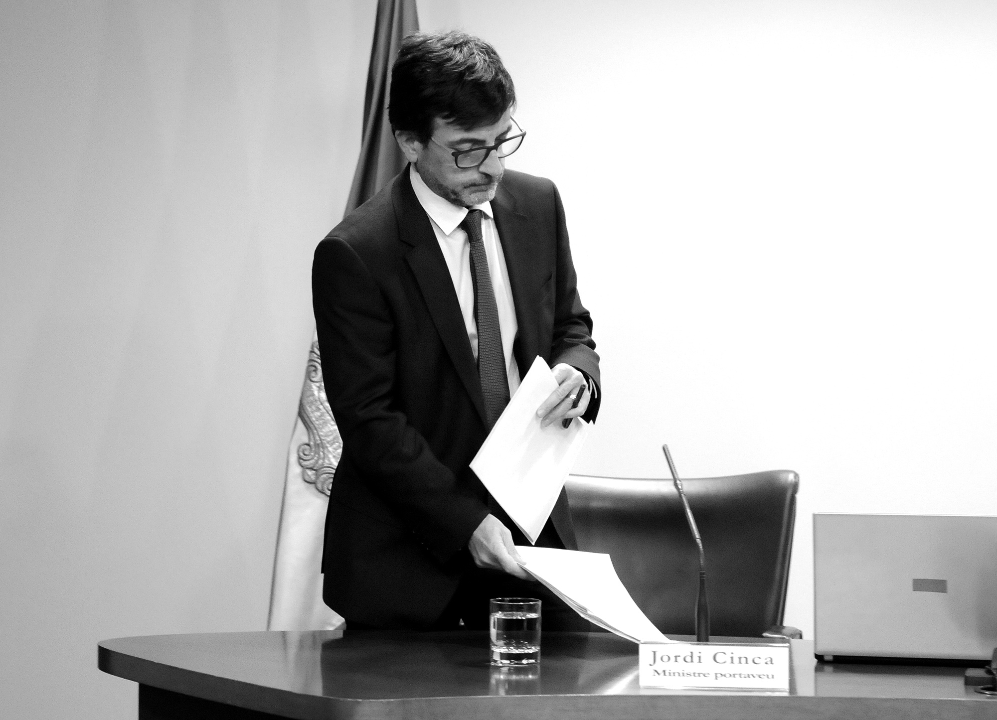 Es modifica la llei sobre els requisits de les entitats financeres, la protecció de l'inversor i l'abús de mercat per complir amb l'Acord monetari