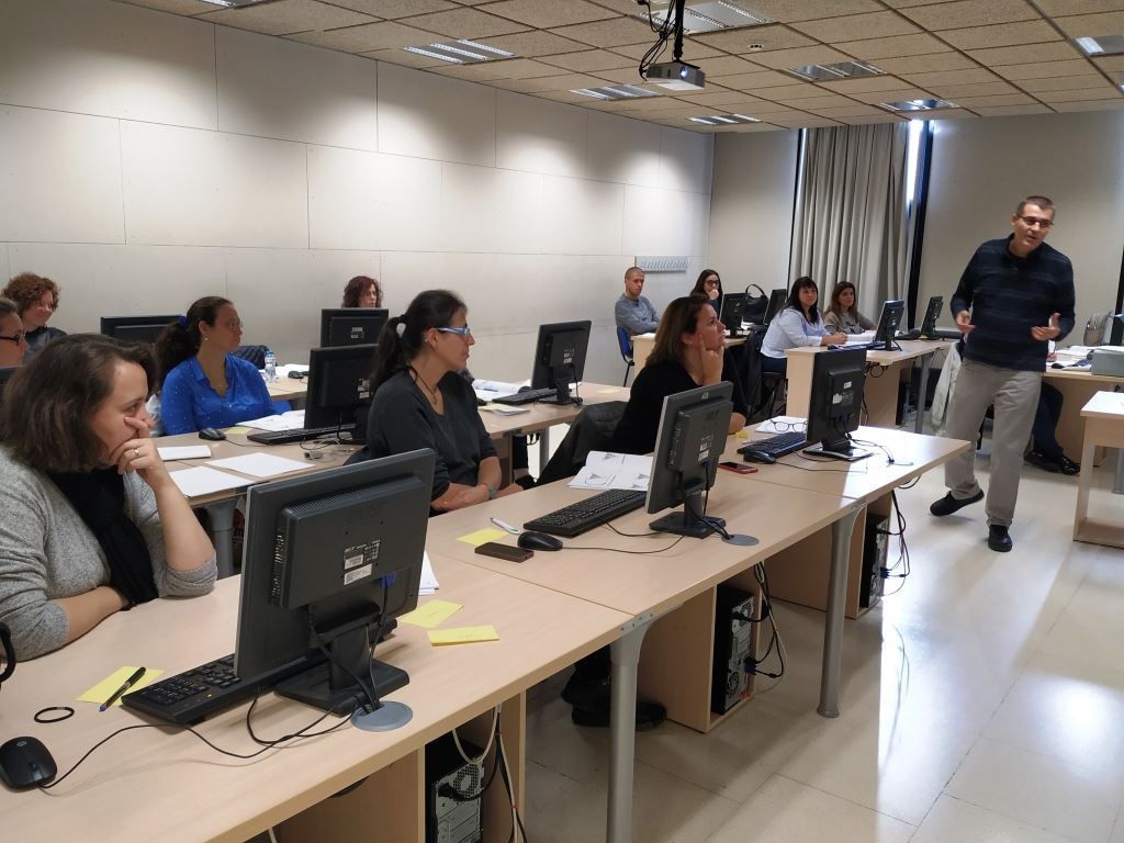 S'imparteix el segon curs adreçat als professionals de les biblioteques