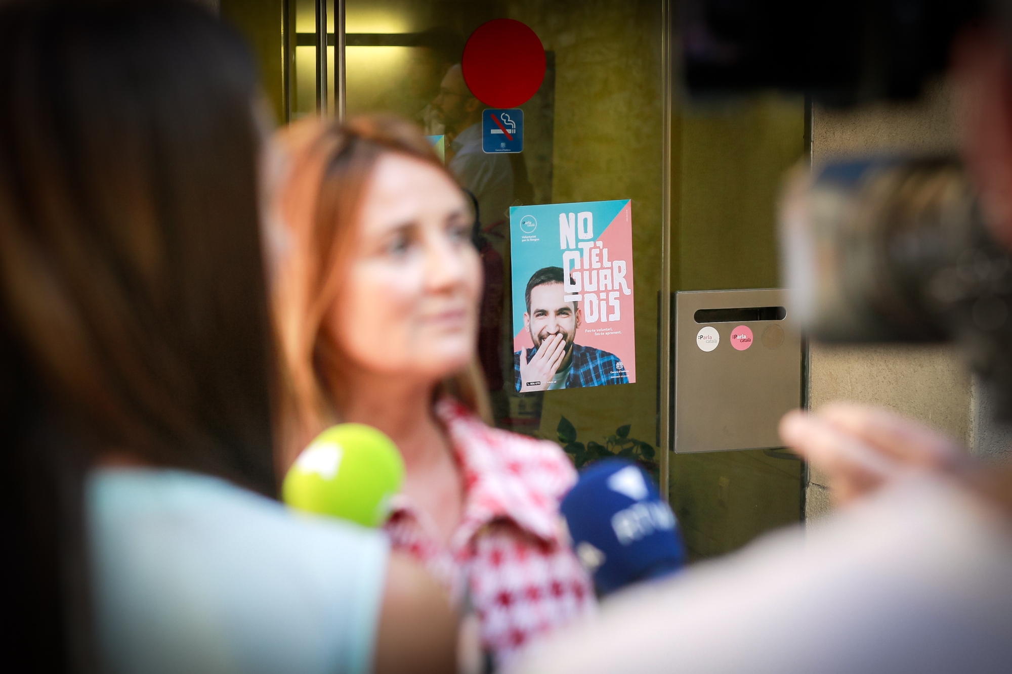 Política Lingüística convida a “no guardar-se” el català