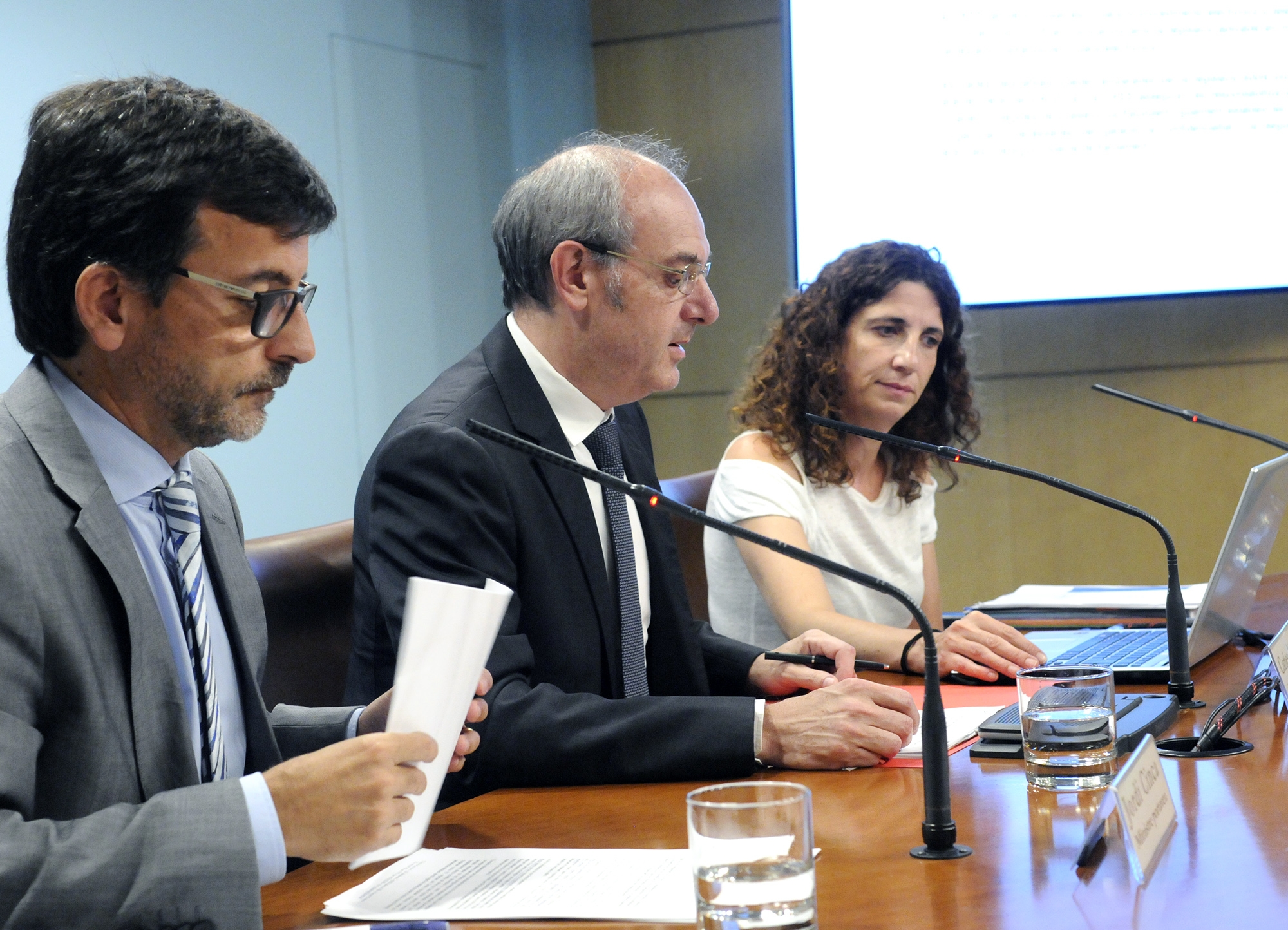 S'aproven el Reglament de l'accés a l'assistència sanitària pública i el projecte de Llei de modificació de la seguretat social