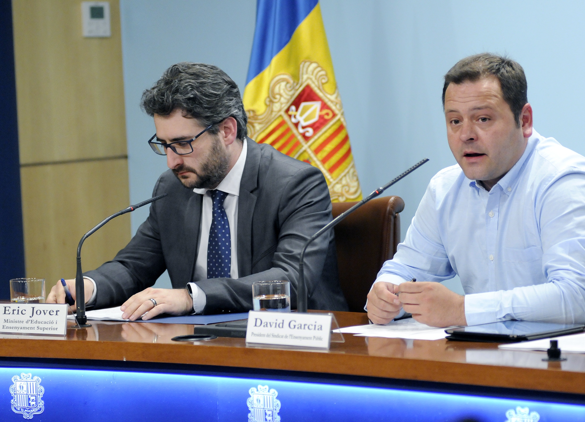 Educació i el SEP presenten el Projecte de llei que regula per primera vegada el Cos d’Educació