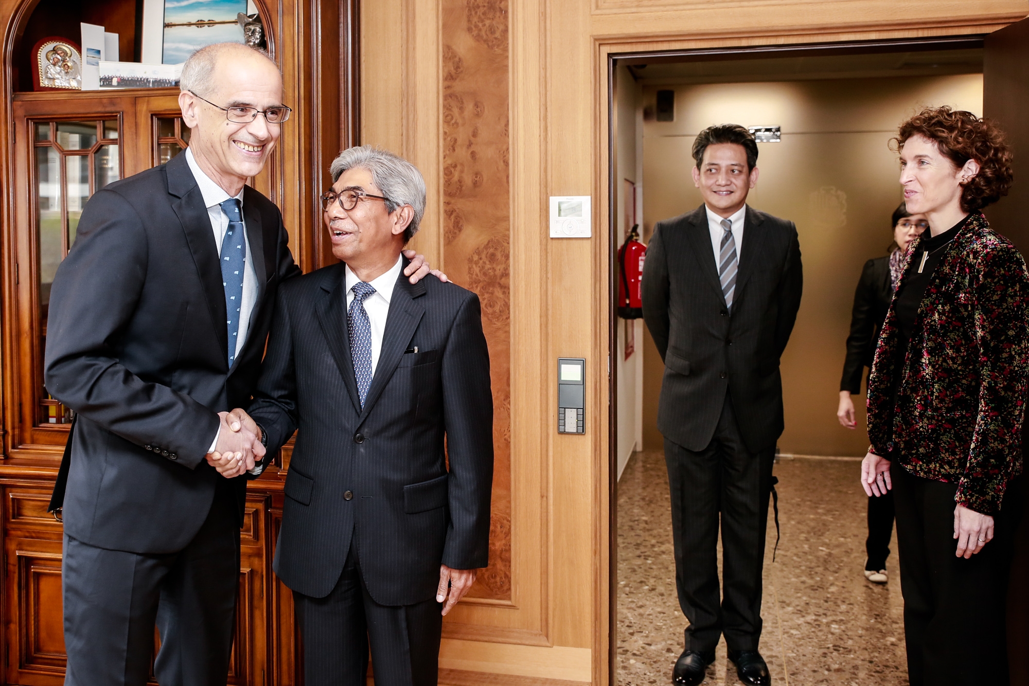 Andorra i Indonèsia refermen les seves relacions