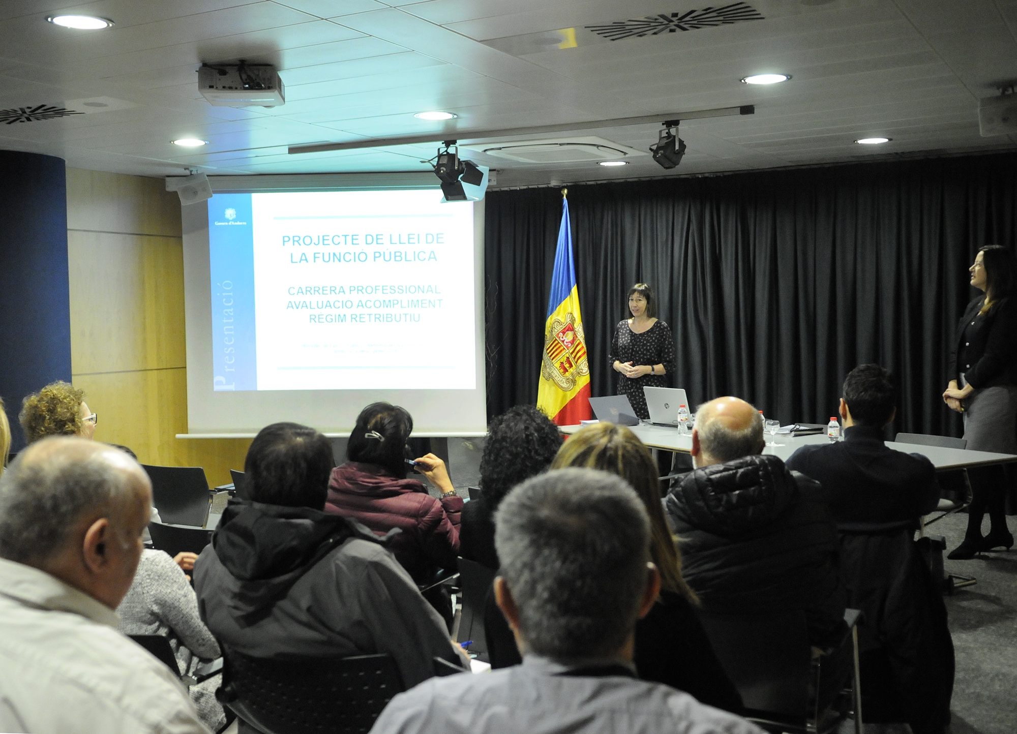 Descarrega explica als treballadors de l’Administració el detall de la carrera professional i el règim retributiu