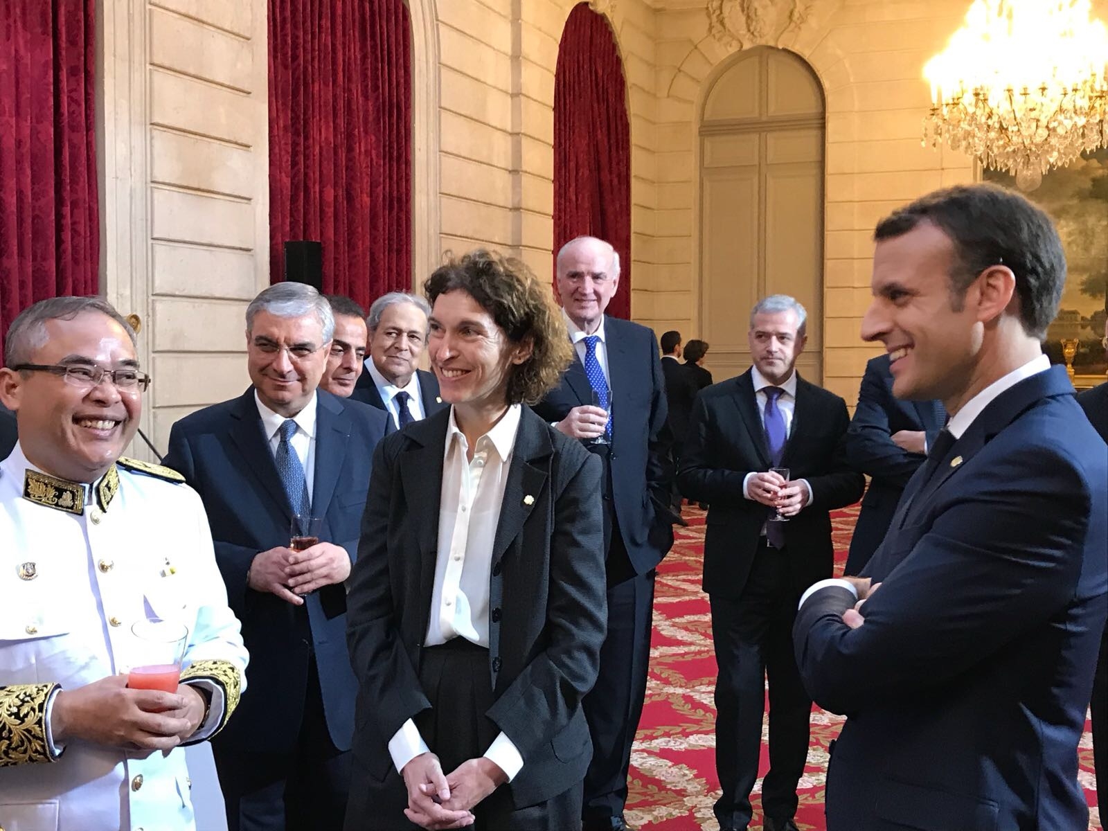 Macron destaca l’estratègia de reformes dutes a terme per Andorra durant la presentació de credencials dels ambaixadors