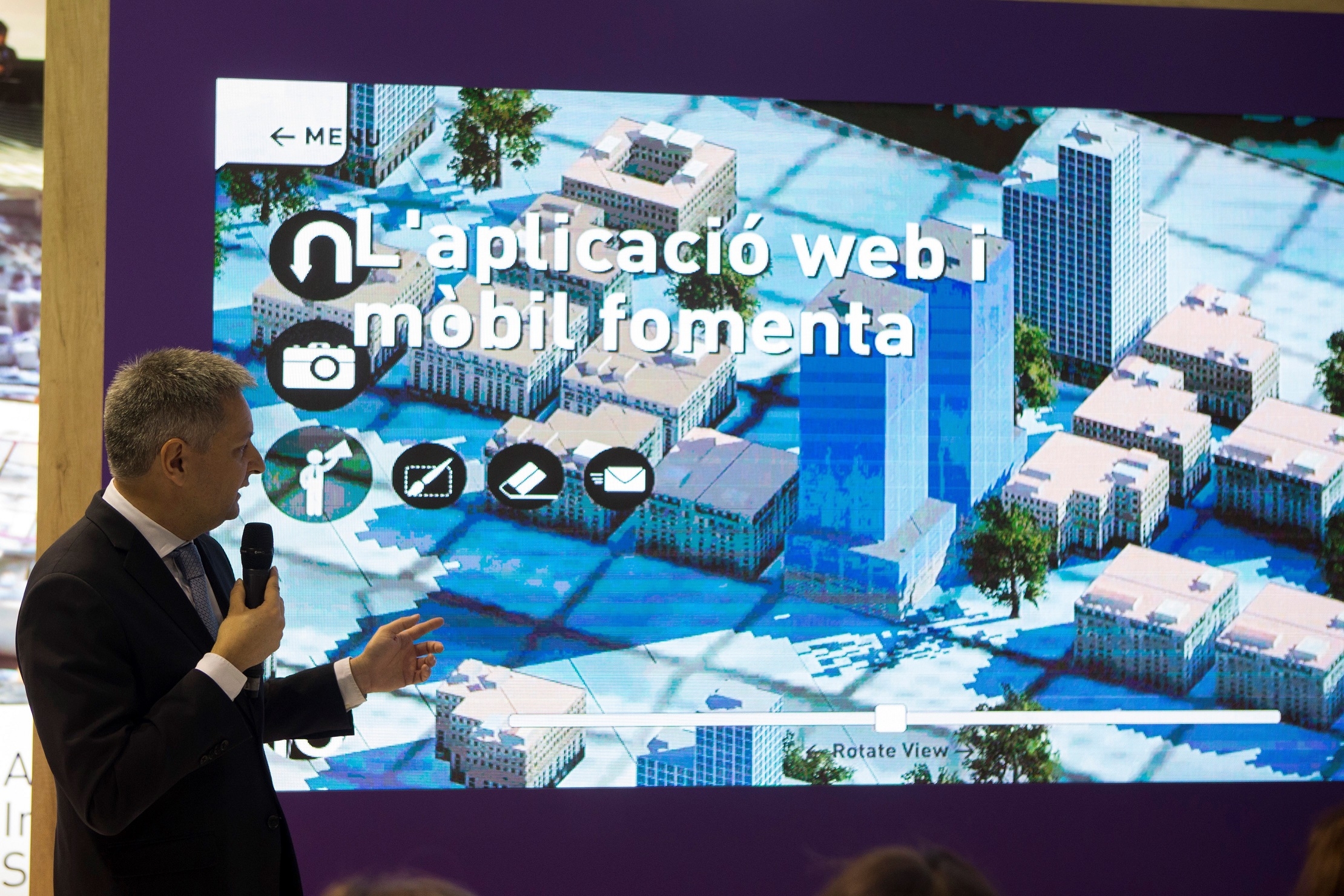 Gilbert Saboya obre les portes a la innovació i als projectes que apostin per una mobilitat sostenible a l'Smart City Expo World Congress