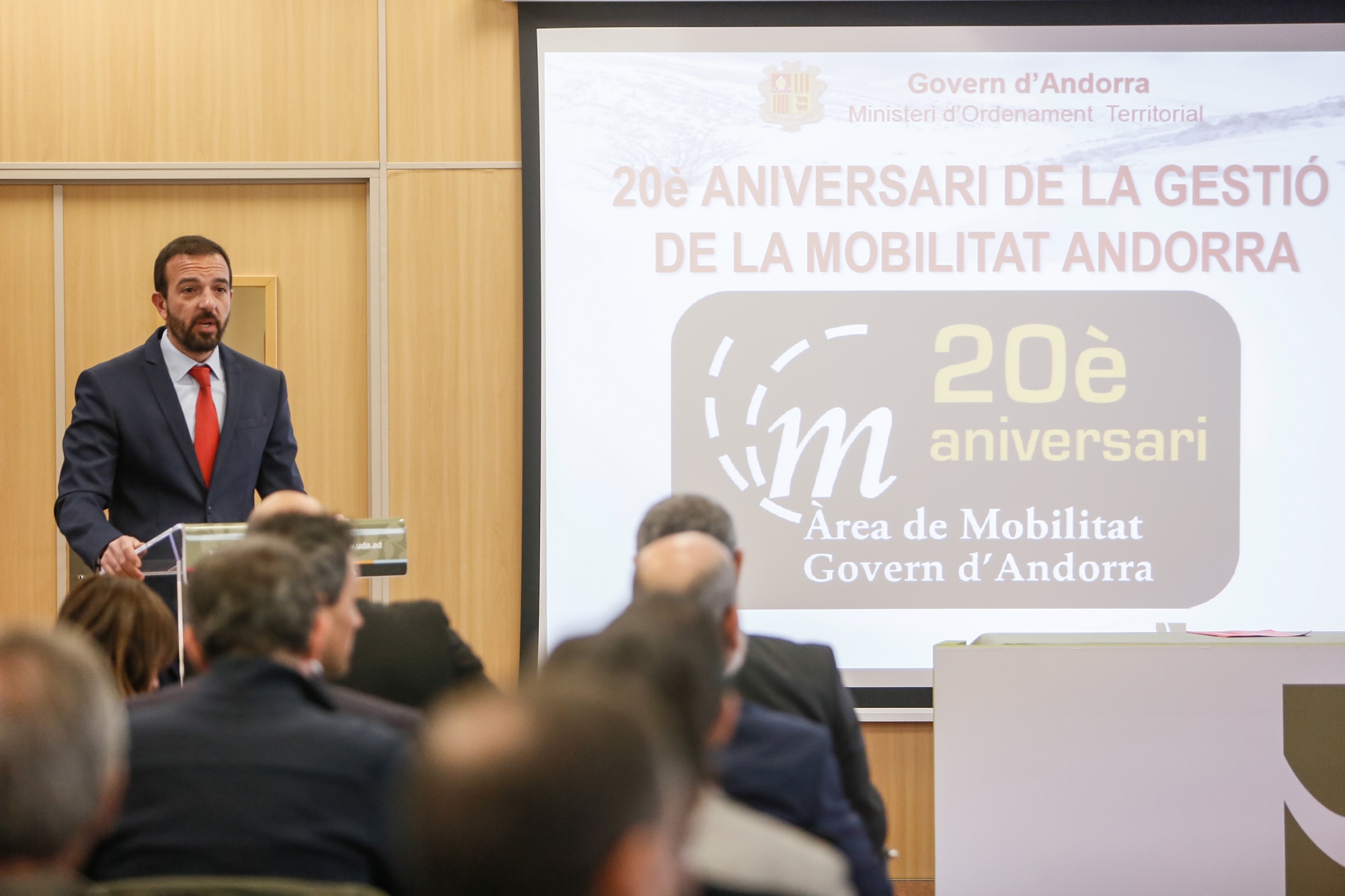 Torres advoca per l'ús de les noves tecnologies aplicades i l'avenç cap a una mobilitat sostenible i respectuosa per fer d'Andorra un referent en l'àmbit de la mobilitat