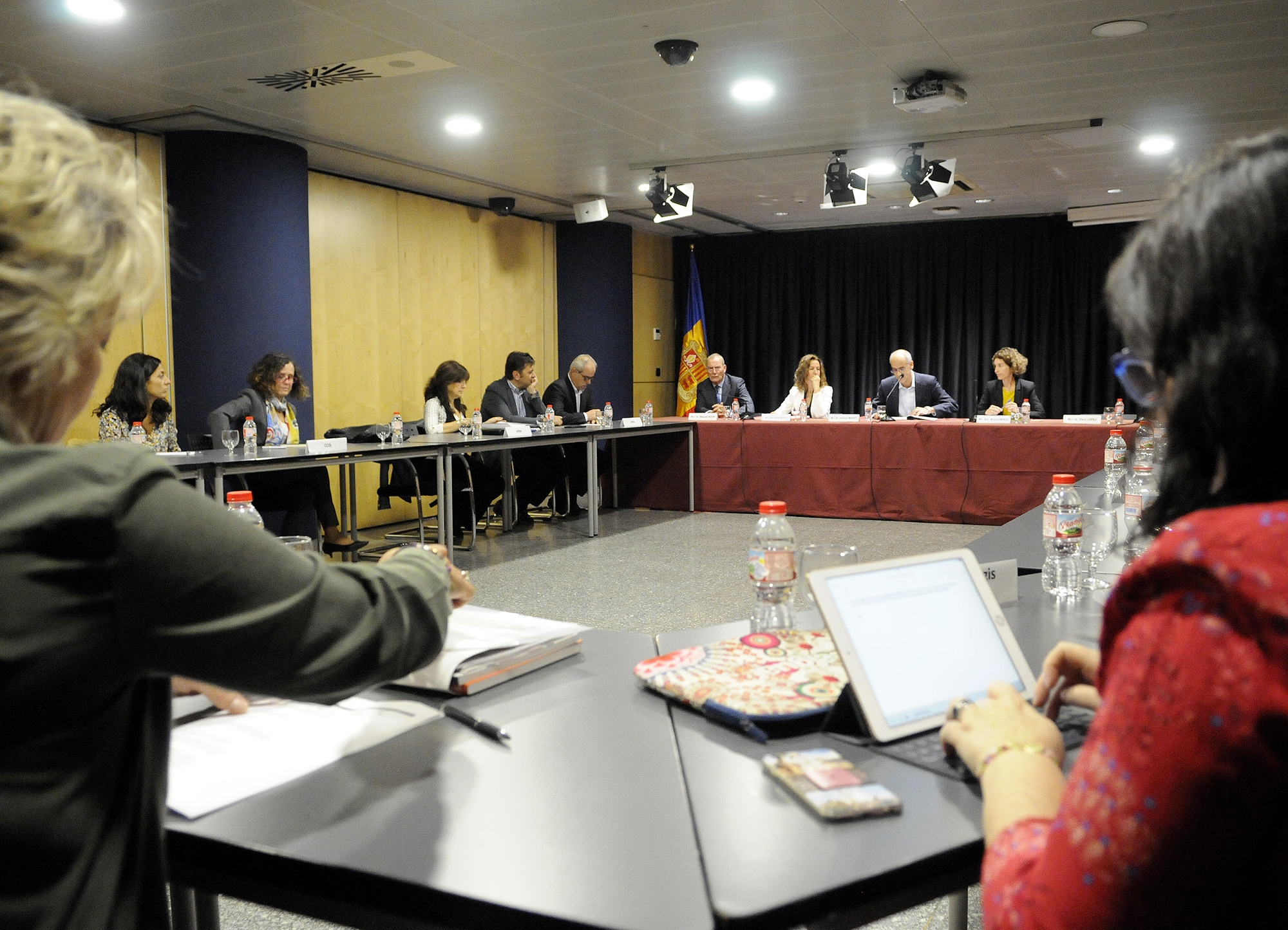 Martí i Ubach traslladen l’estat de les negociacions amb la UE amb els representants dels sectors econòmics i socials del pacte d’Estat