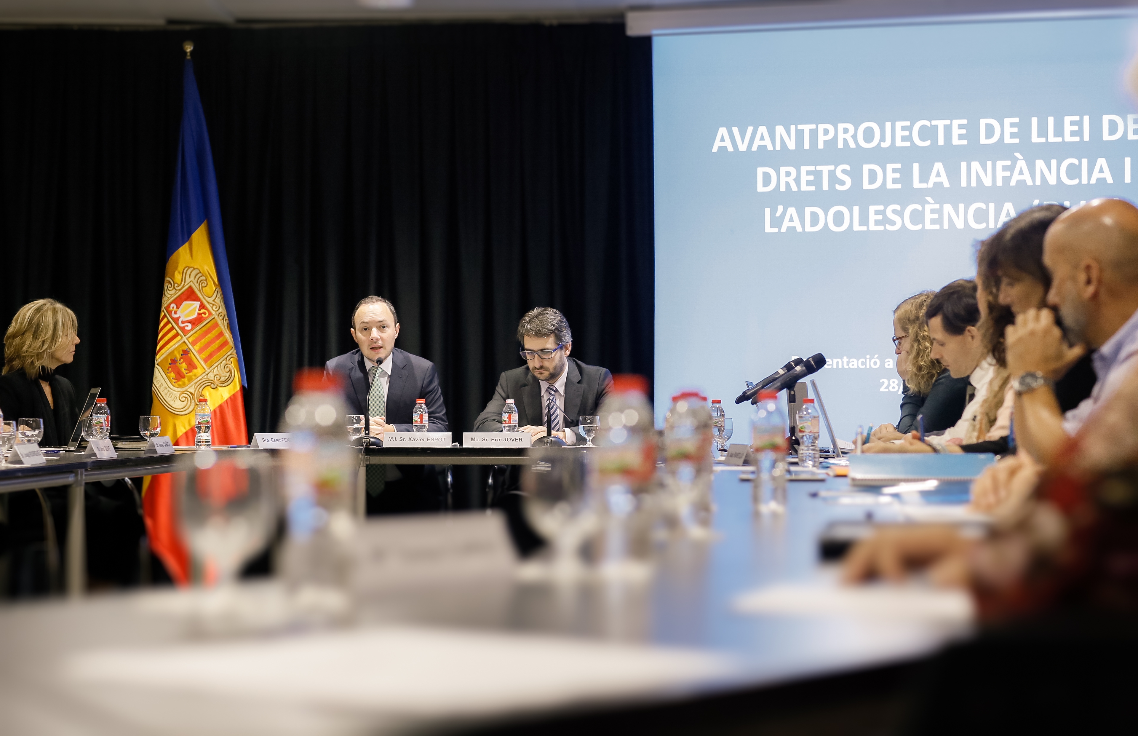 Espot i Jover presenten les bases del projecte de llei dels drets de la infància i l'adolescència
