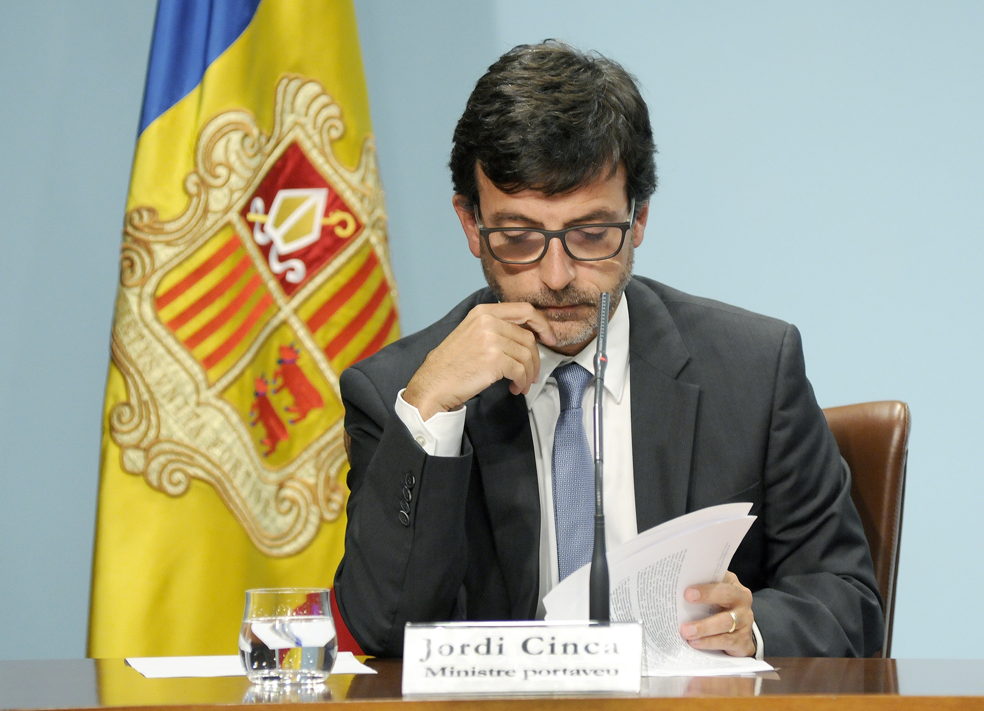 El Govern aprova la modificació de la llei d'intercanvi d'informació automàtic per afegir 12 països per intercanviar informació de comptes financers automàticament el 2018