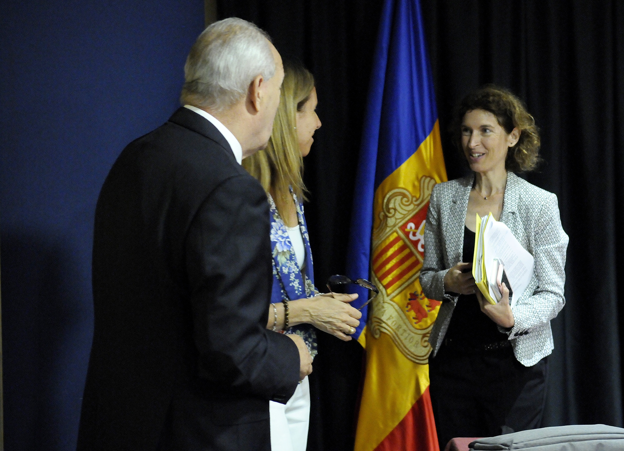 La ministra Ubach participa per primera vegada a la reunió pel pacte d’Estat per a l’acord d’associació