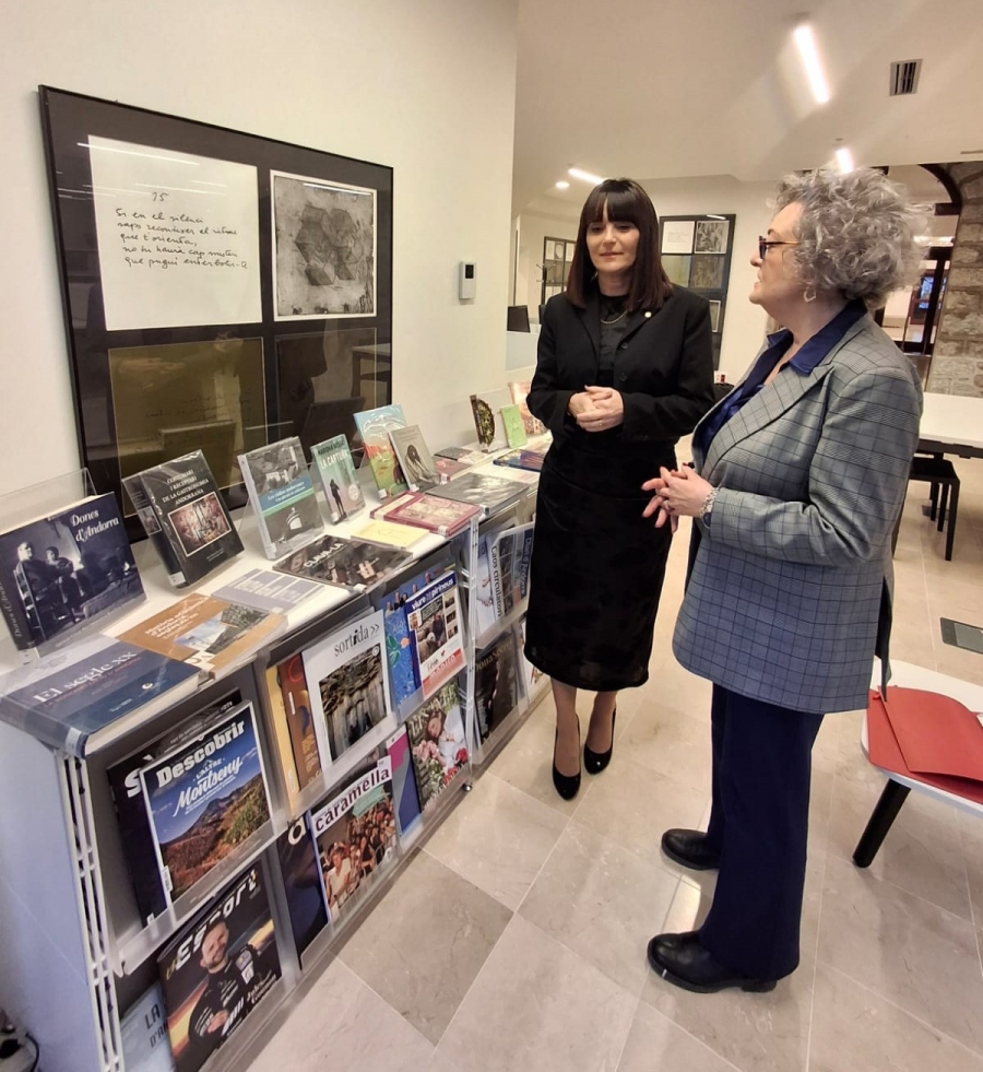 El Ministeri de Cultura i l’Institut Andorrà de les Dones signen un conveni per crear el Centre de documentació de la dona