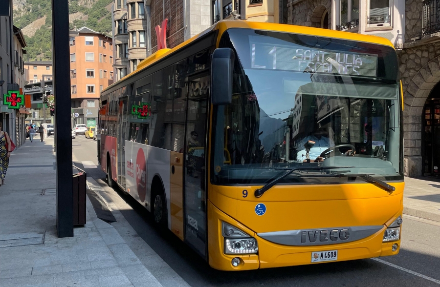 Transports adjudica l’estudi d’adaptació i optimització dels recursos del servei de transport públic nacional